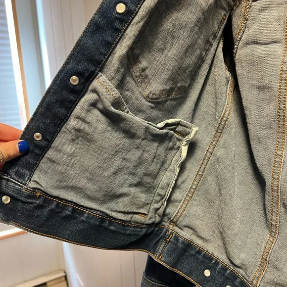 J.Crew dark wash cropped jean jacket small - Picture 5 of 6